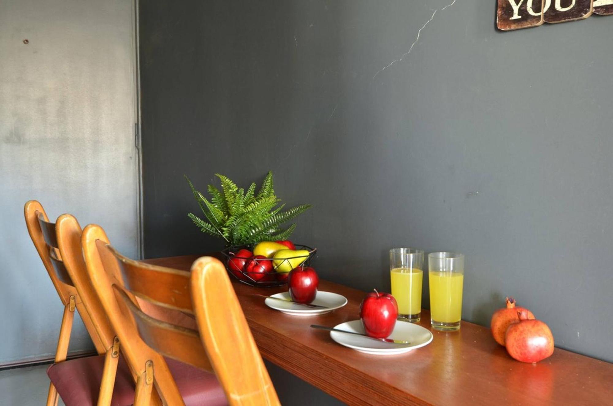 Kerameikos, A Lovely Apartment アテネ エクステリア 写真